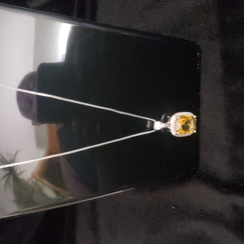 Women sterling necklace and pendant